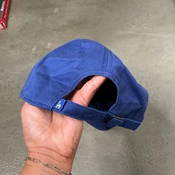 Los Angeles Dodgers Fan Favorite Clean Up Hat - Picture 4 of 7